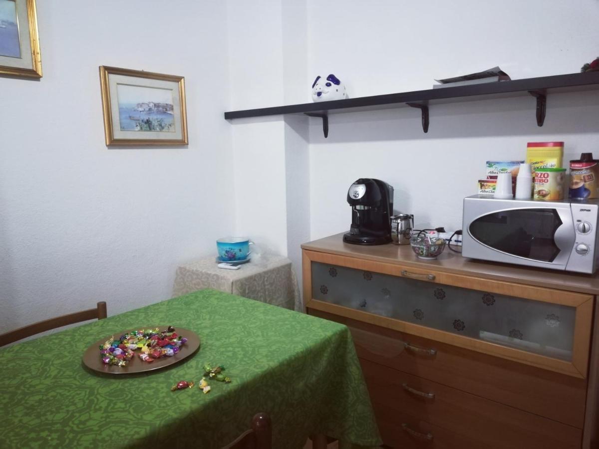 B&B Argentiera 12 Кальяри Экстерьер фото