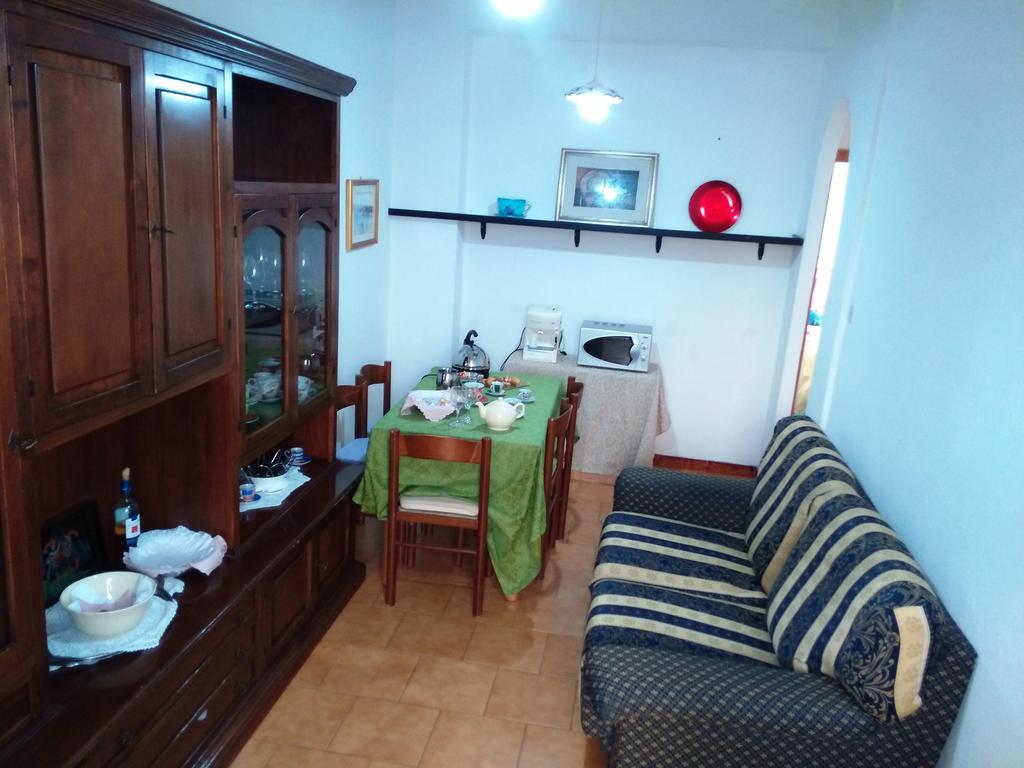 B&B Argentiera 12 Кальяри Экстерьер фото